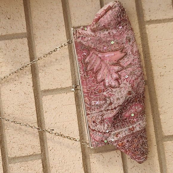 Pink//Purse - Picture 4 of 11